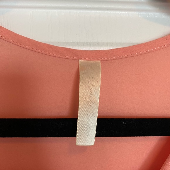 Peach blouse - Picture 2 of 2